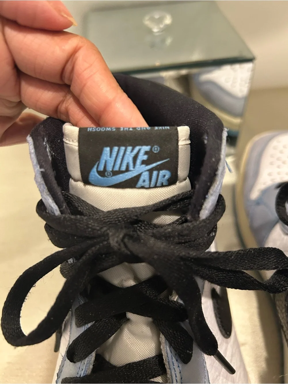 Jordan Air Jordan 1 Retro High OG White, Light Blue & Black